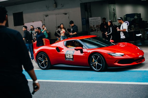 Mastering DIY Paint Touch-Ups: Elevate Your Kawasaki Ninja 300's Aesthetic